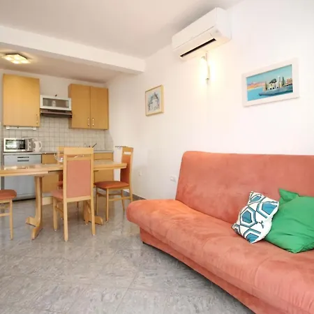 In Mit Eigener Terrasse - B59543